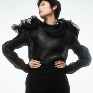 Flounce trimmed top H&M